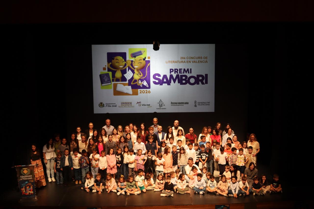 Foto de família dels guardonats als Premis Sambori de les comarques de Castelló