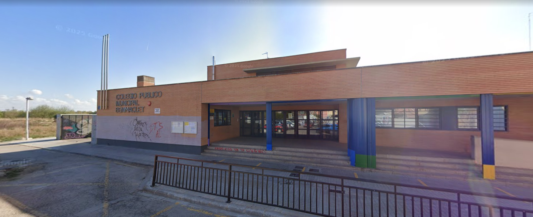 Exterior del CEIP Benimaclet, a València