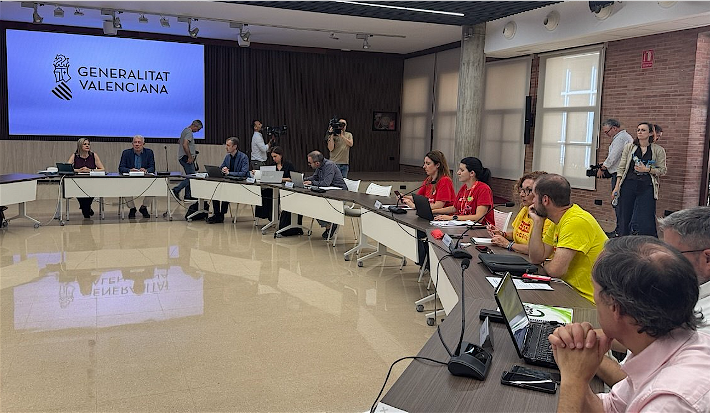 Taula de negociació entre la Conselleria d’Educació i els sindicats docents | CCOO PV