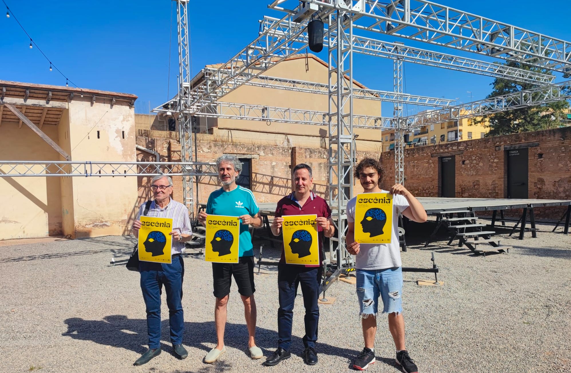 Presentació de la programació del festival Escènia  de Foios a la Casa dels Artillers