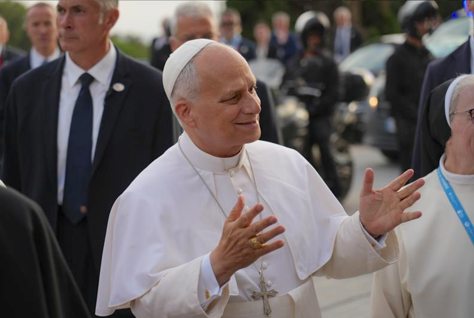 El Papa Lleó XIV arriba a l’Estadi Olímpic de Barcelona, el 9 de juny del 2026 | Guillem Roset | ACN