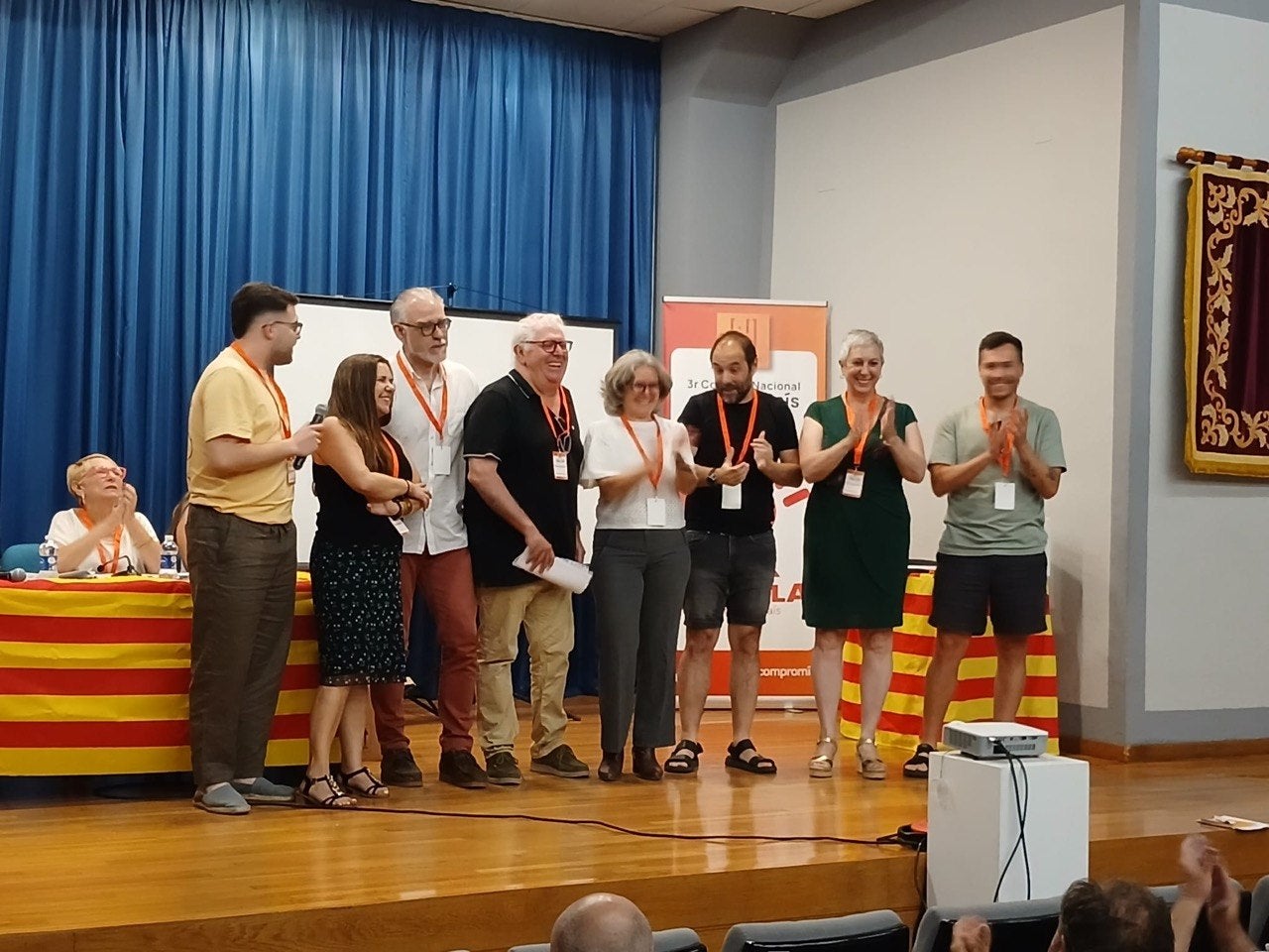 Bloc i País ha aprovat en el seu 3r congrés convertir-se en Reviscola