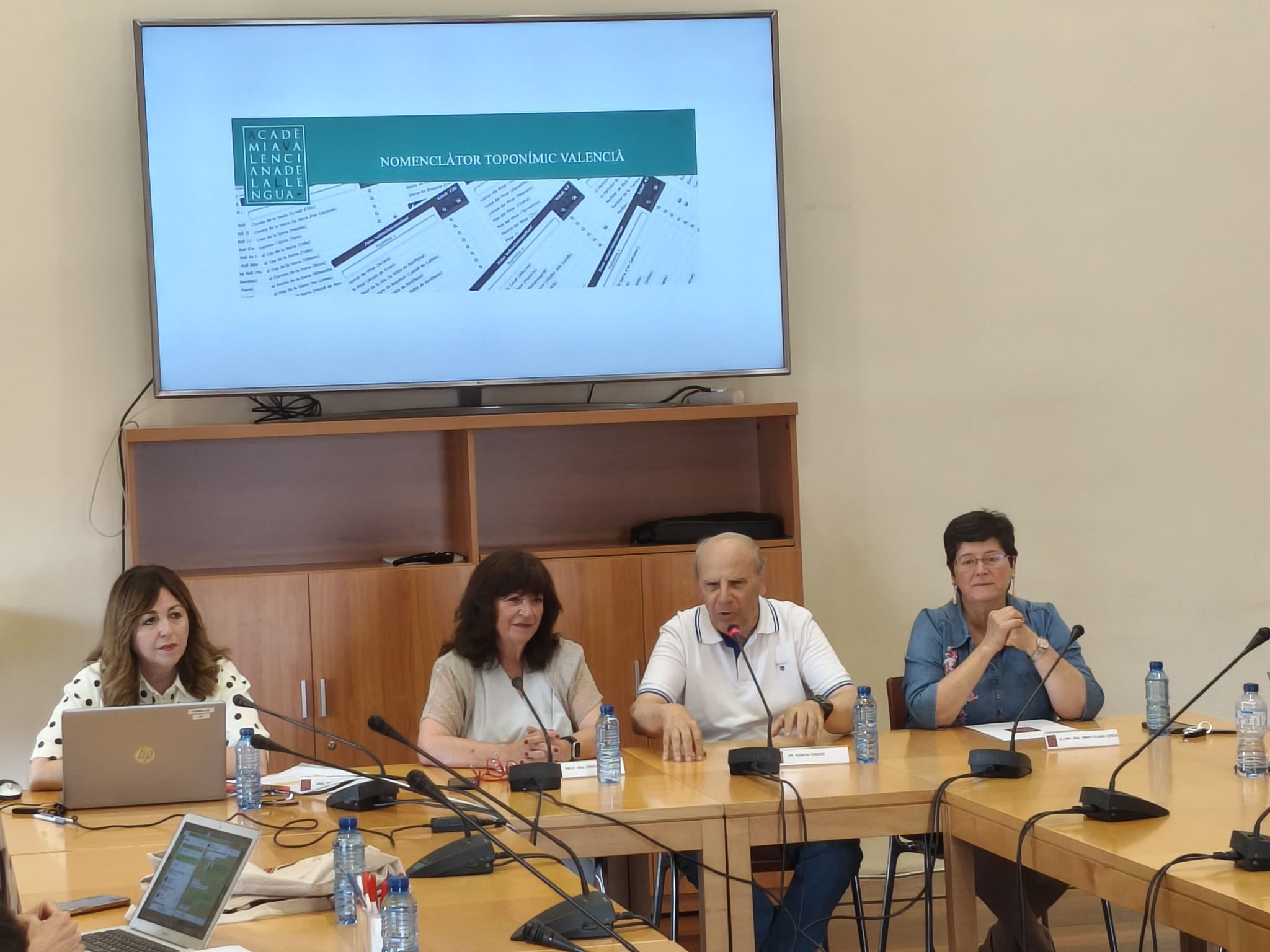 L'AVL presenta el Nomenclàtor Toponímic Valencià, amb 125.000 noms