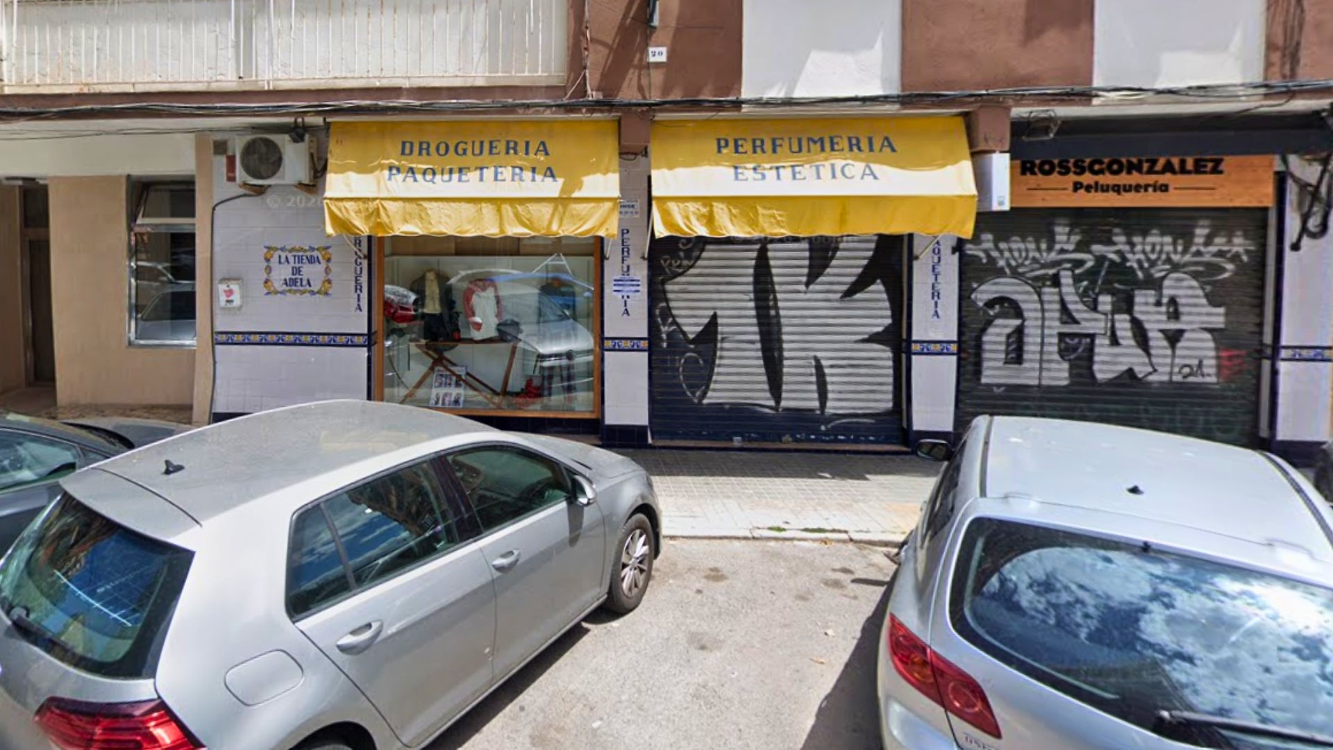 Tenda d'Adela en València que busca un relleu generacional | Google Maps