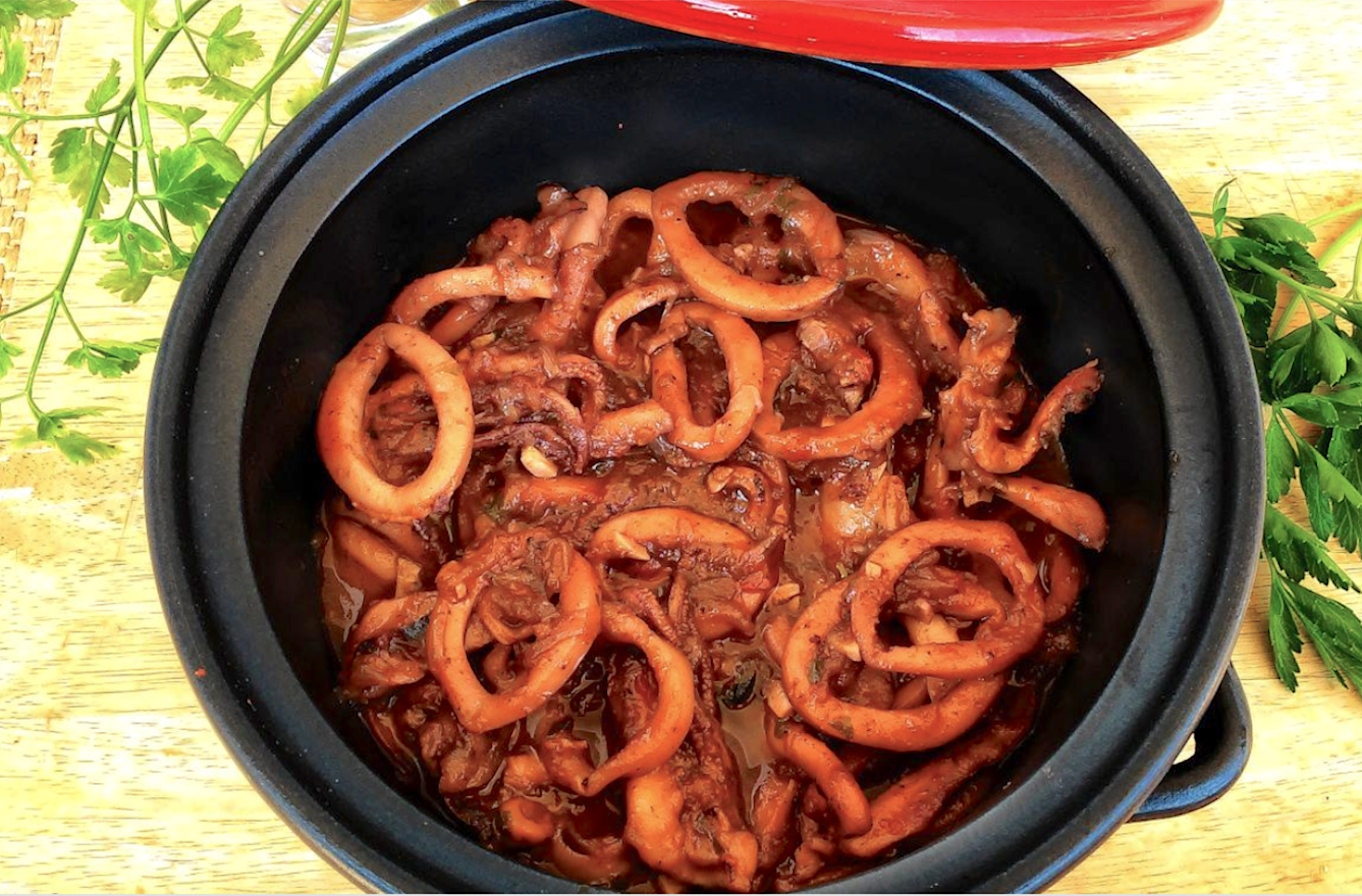 Calamars amb tomaca | Gremi de Peixaters de Catalunya