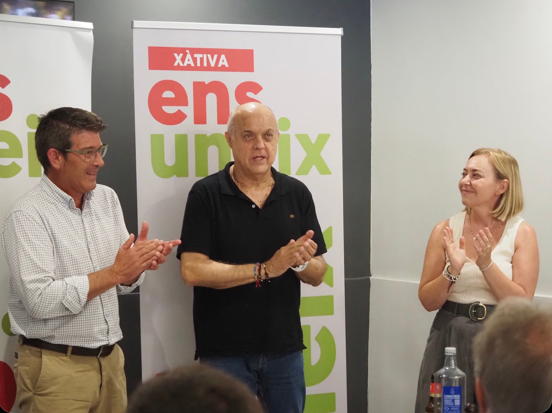 Jorge Rodríguez, Javier García Paños i Natàlia Enguix, en la presentació d’Ens Uneix Xativa