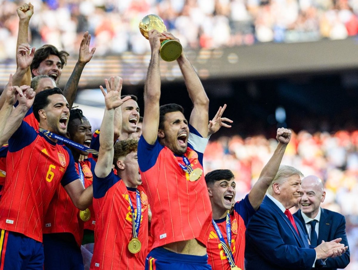 La selecció espanyola es va proclamar campiona del recent Mundial de Futbol masculí