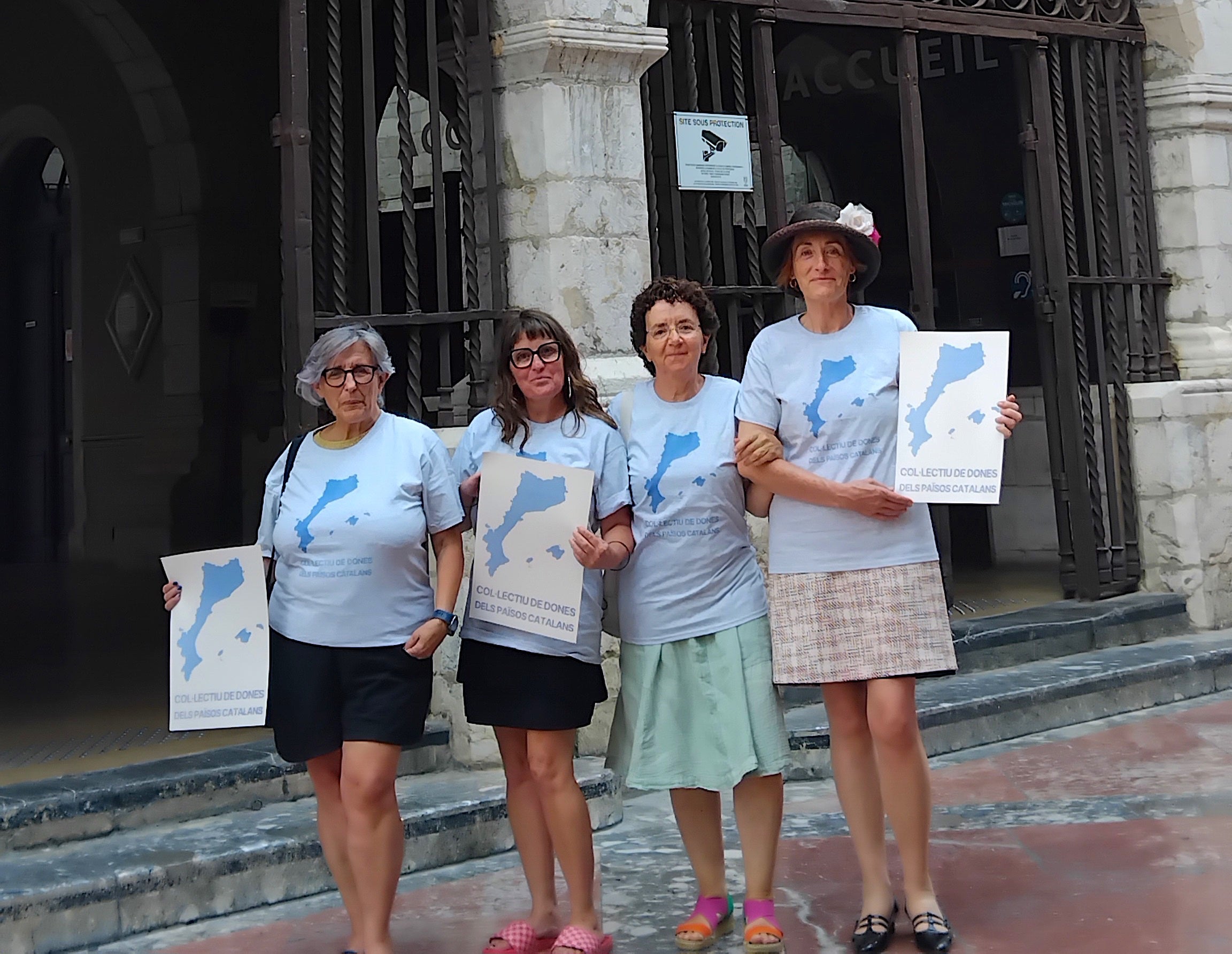 El Col·lectiu de Dones dels Països Catalans denuncia la repressió i els actes en contra de la llengua catalana duts  a terme pel batle de Perpinyà