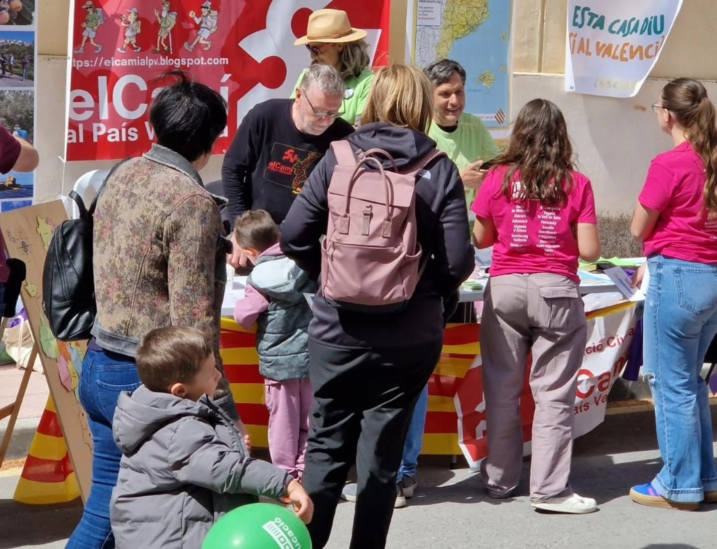 Imatge d'arxiu d'una activitat de l'associació El Camí al País Valencià.