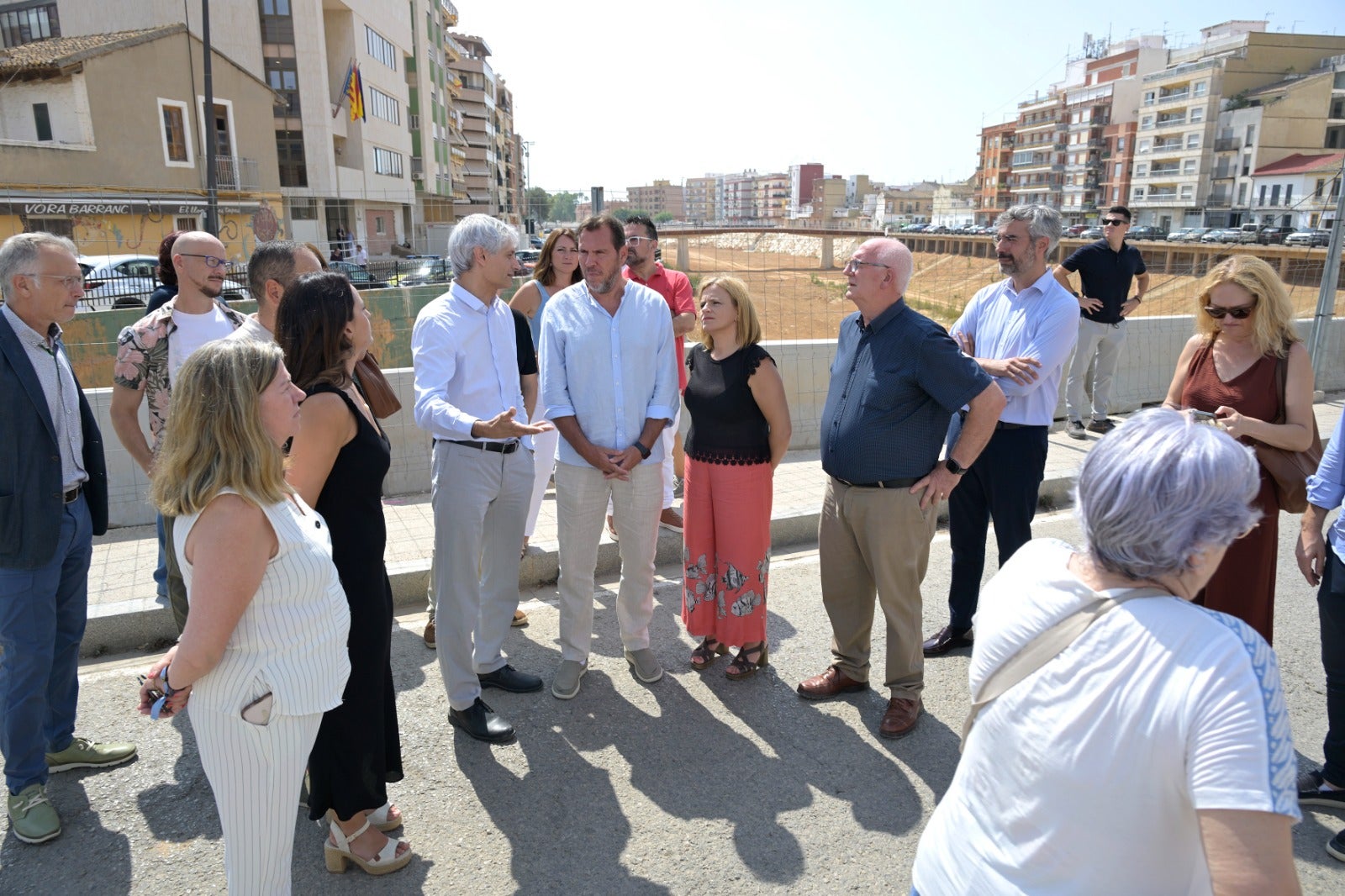 Visita del ministre Óscar Puente, el 12 de juliol, per reobrir la Passarel·la del carrer Convent.