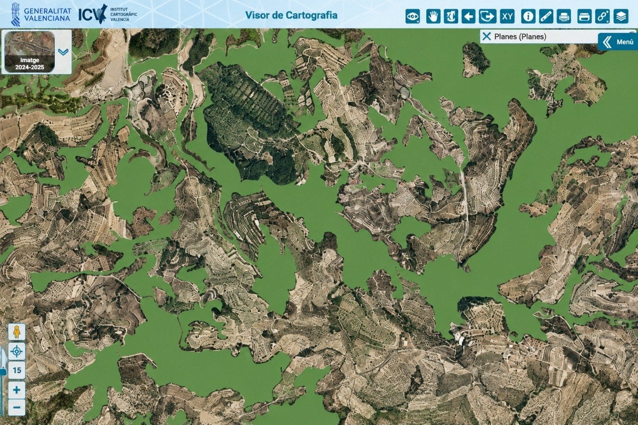 Imatge de la cartografia de Planes, on el color verd és zona de bosc de gran valor i la resta, el lloc previst per als xalets.