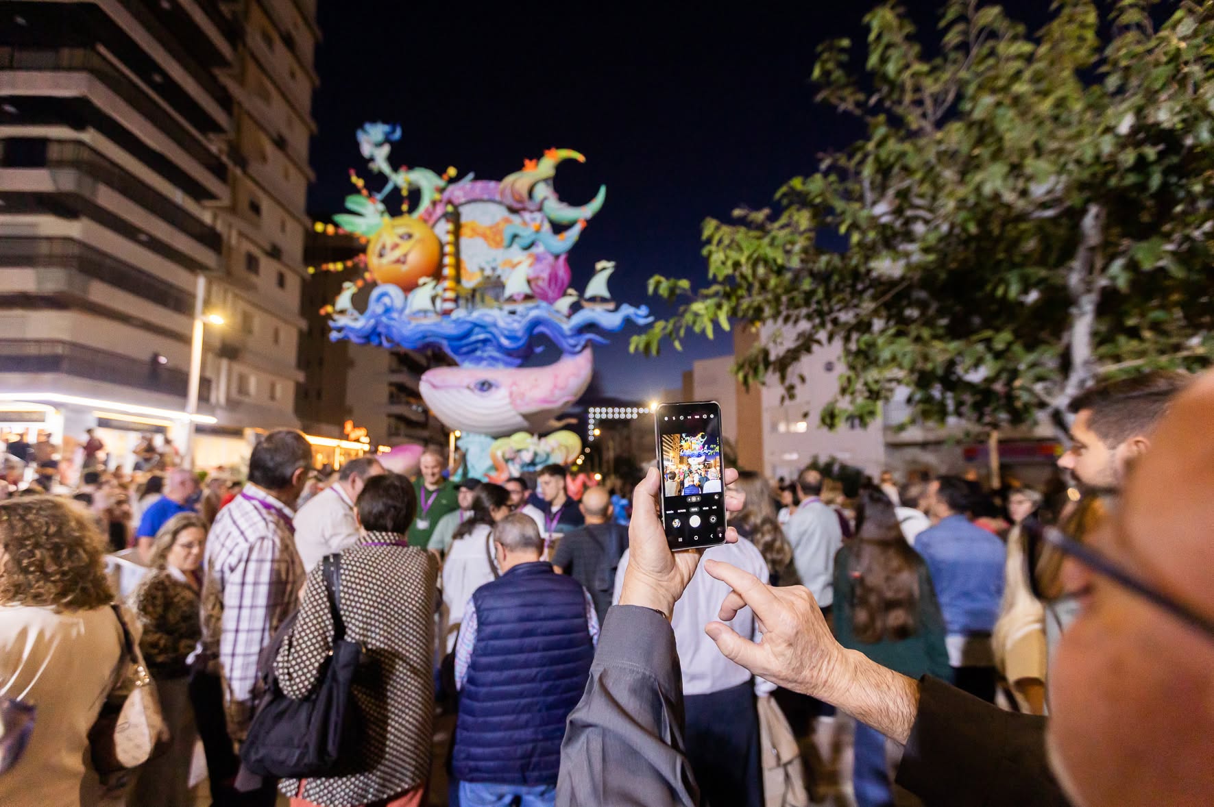 La falla de la platja de Gandia, moments abans de la cremà | Àlex Oltra/Ajuntament de Gandia
