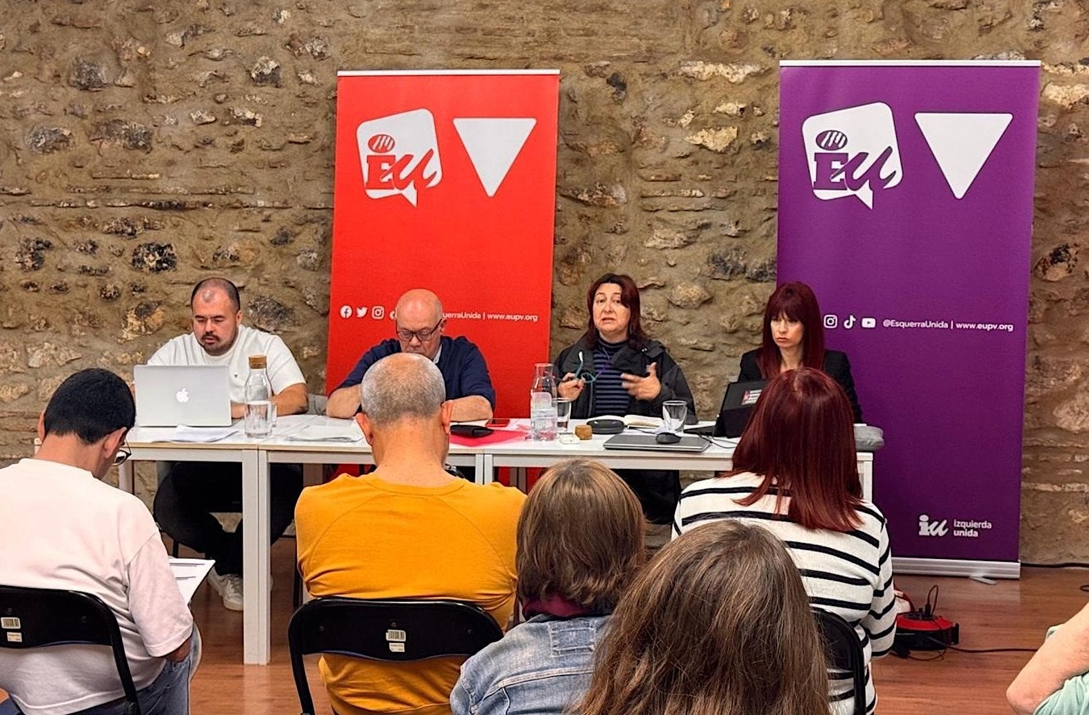 Consell Polític Nacional d'Esquerra Unida del País Valencià 
POLITICA 
EUPV