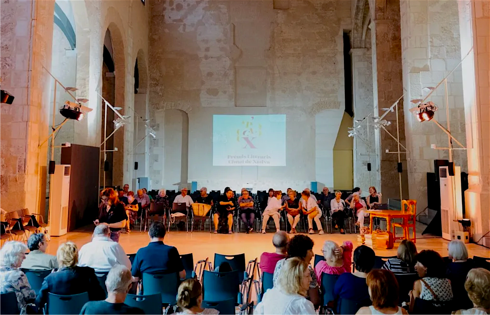 Acte de lliurament dels Premis Literaris Ciutat de Xàtiva a l'Espai Cultural Sant Domènec